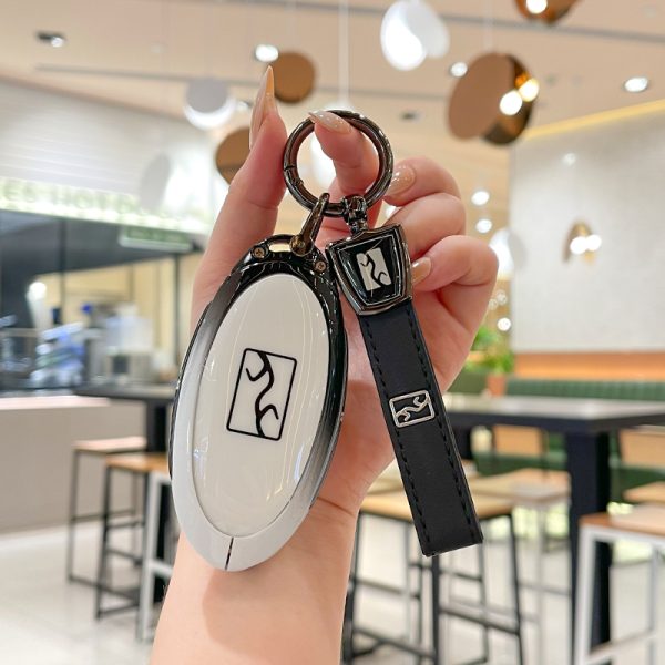 Zinc Alloy Car Key Case Cover For BYD YangWang U8 U9 Remote Protection Cover Bag Shell Keychain Ring Holder Accessories